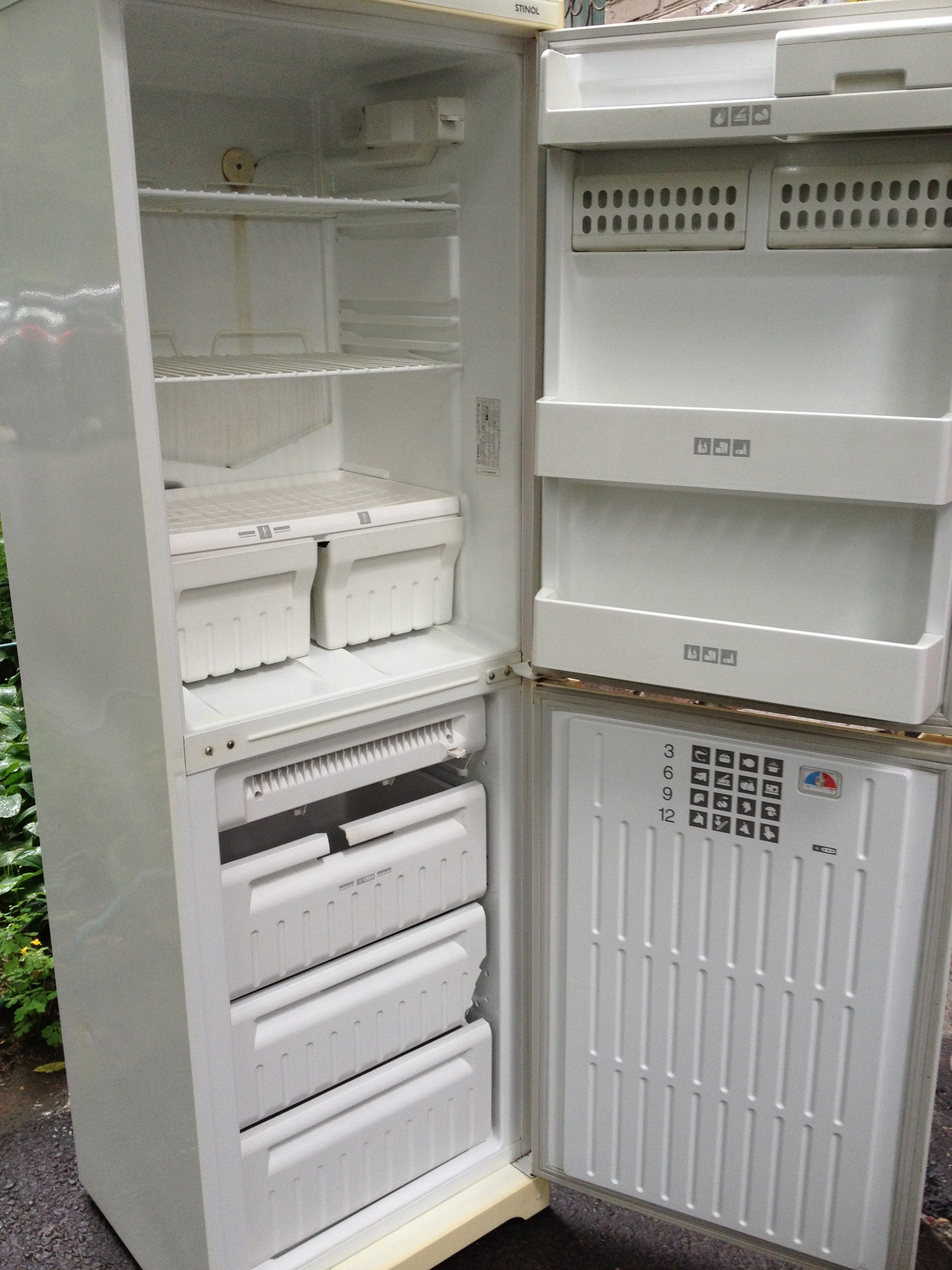Замена термостата холодильника Стинол.